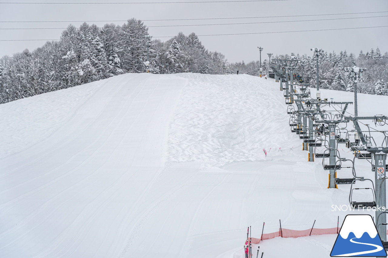 士別市日向スキー場　地元スキーヤーの皆さんと一緒に道北屈指の豪雪パウダーを心ゆくまで、滑る、滑る、滑る！